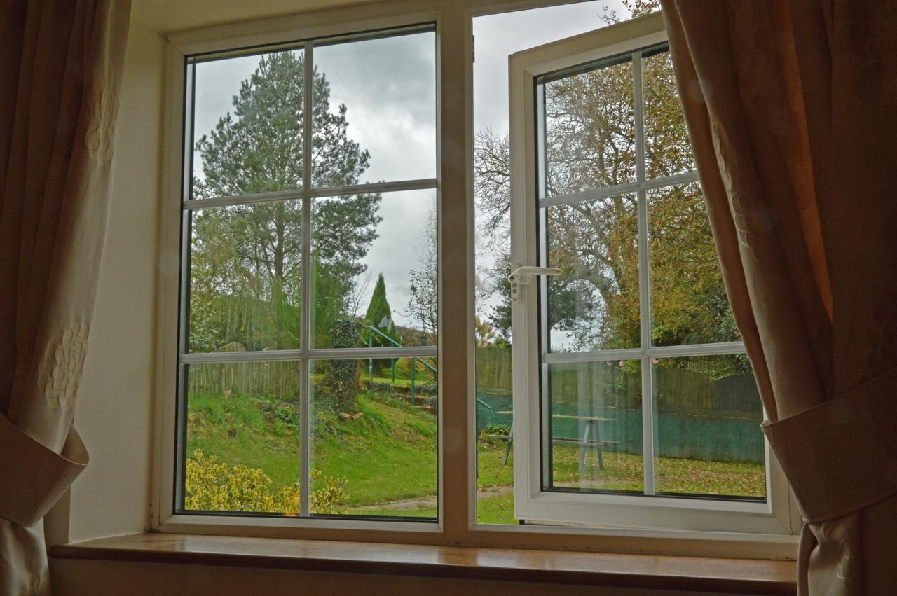 Bryn Hebog Bed & Breakfast Кармартън Екстериор снимка