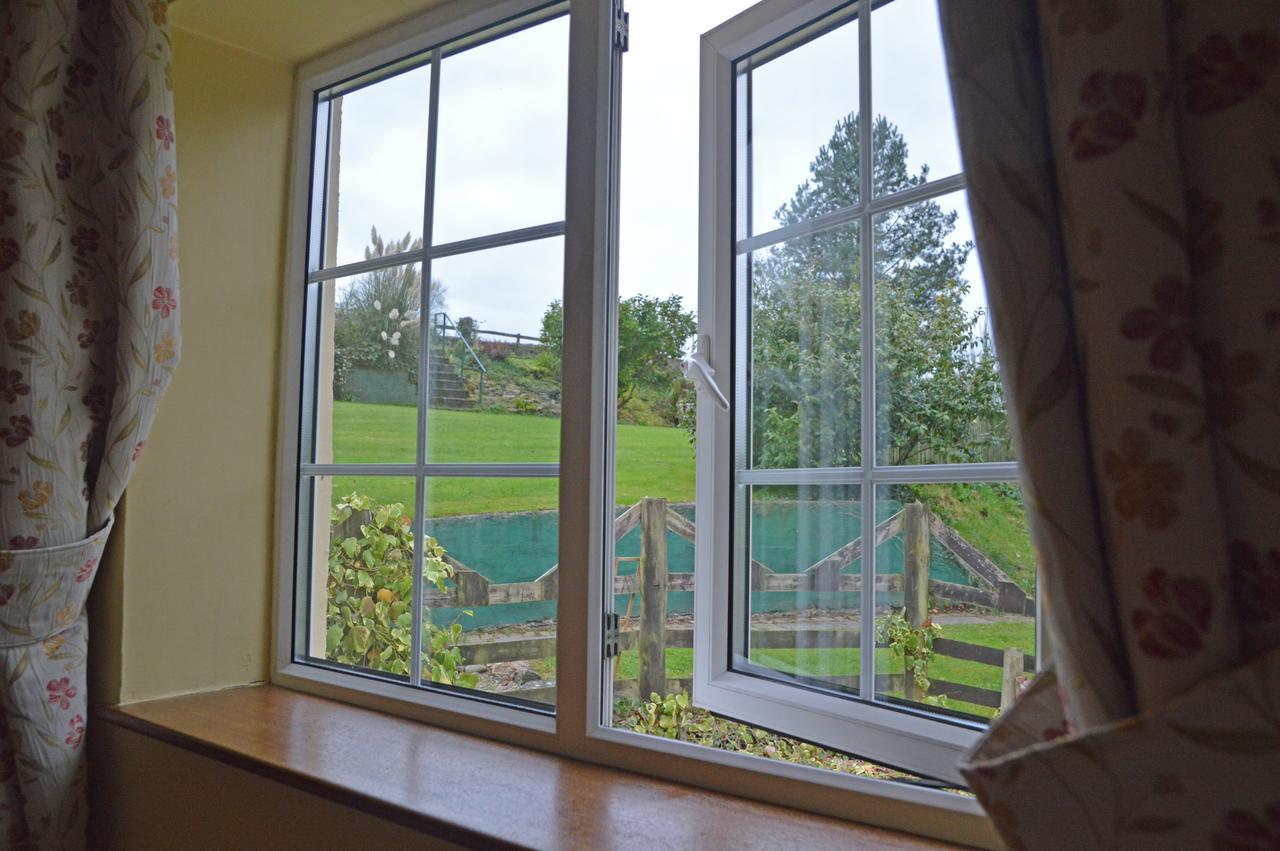 Bryn Hebog Bed & Breakfast Кармартън Екстериор снимка